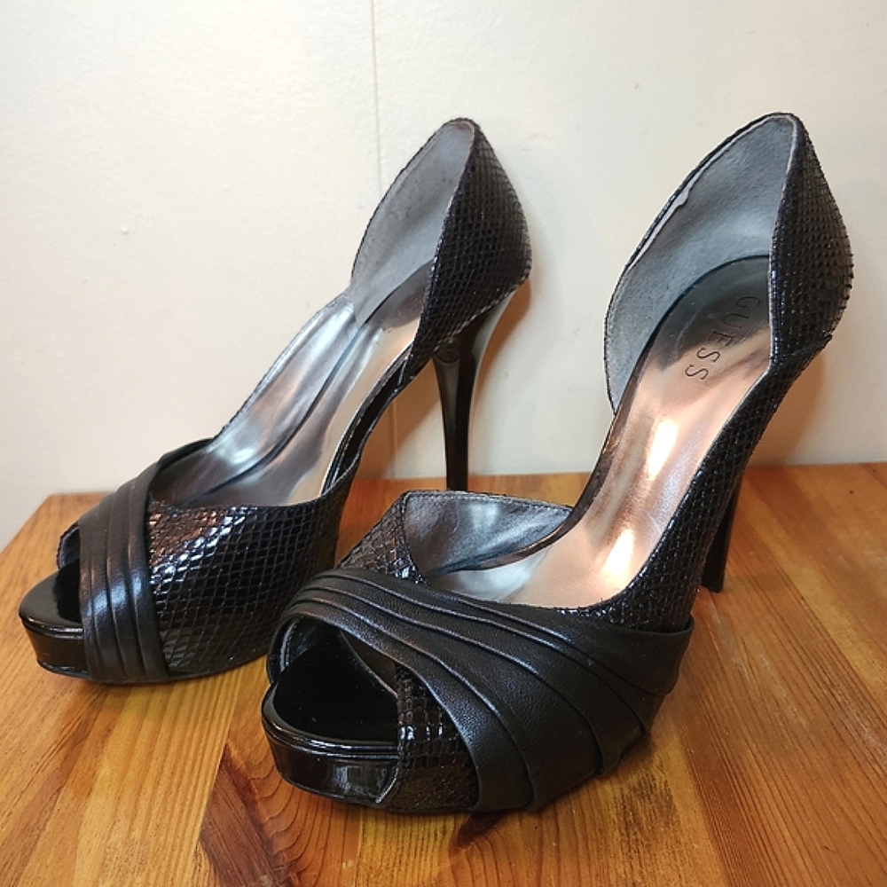 Guess Black Stiletto Heels with D'Orsay Cut